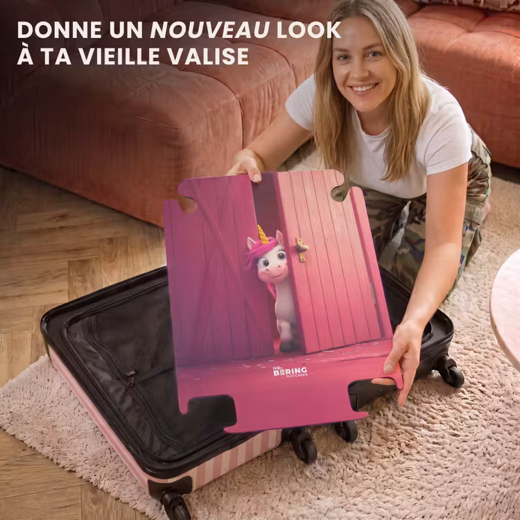 CaseSwap™ - Licorne à la crinière rose derrière une porte rose — 3